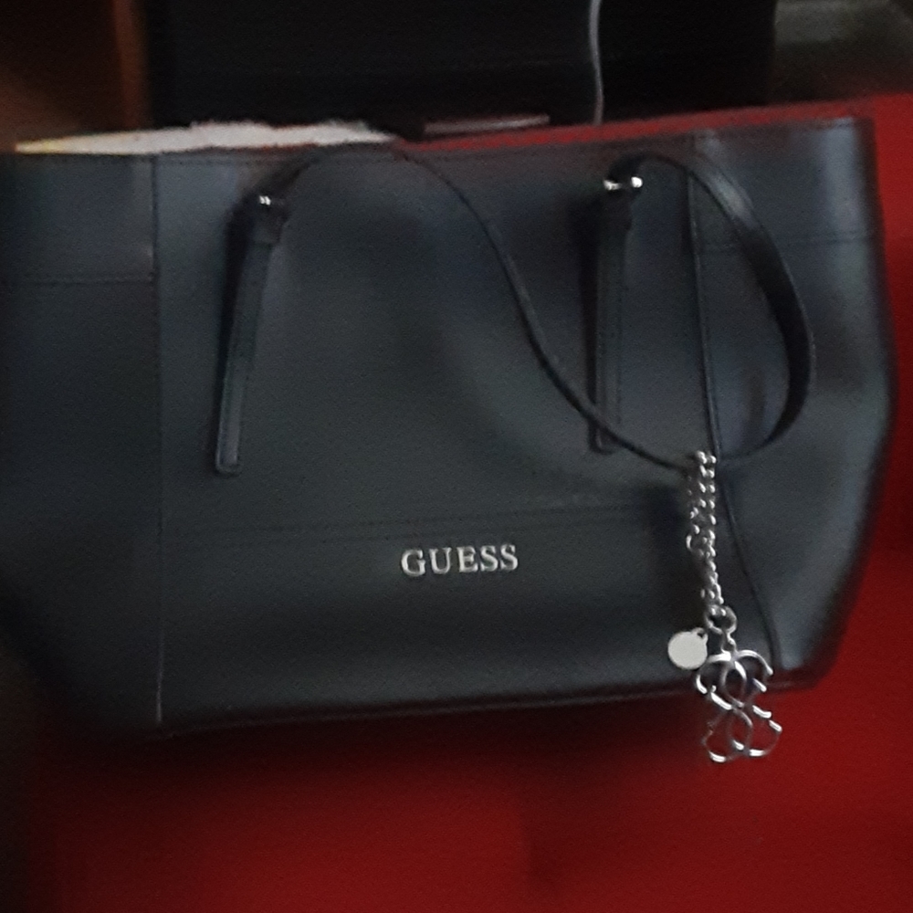 GUESS HAND BAG
